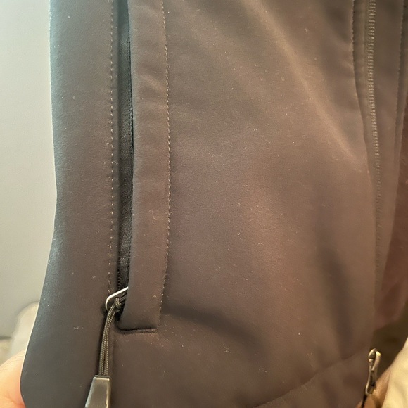 The North Face Black Softshell Outerwear - Picture 8 of 13
